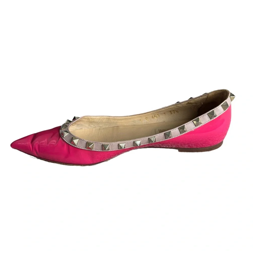Valentino Pink and Gold Rockstud flat Patent Leather Pointed Toe Shoe size 7.5